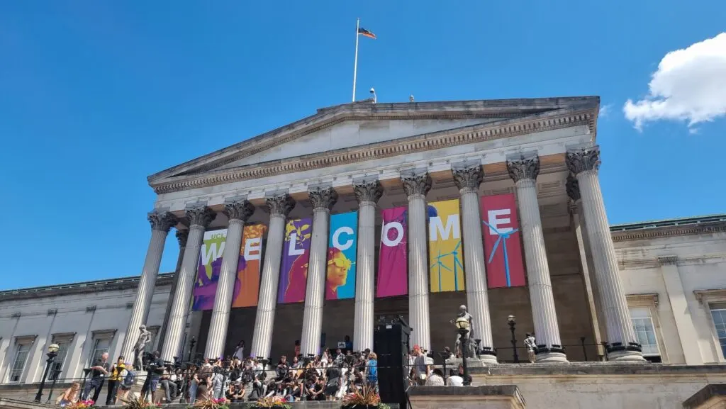 Bridging the Future participants and volunteers at UCL