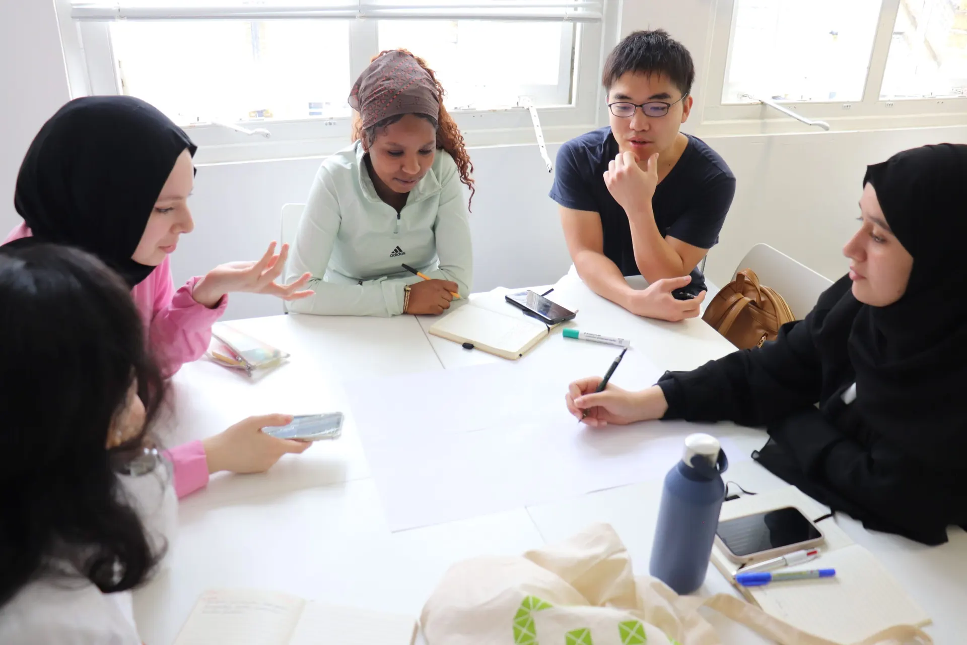 A Bridging the Future mentoring session in progress